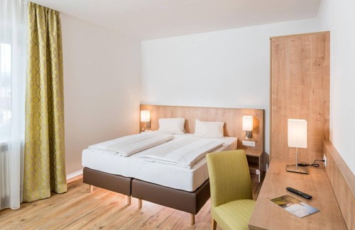 Doebriach Casa | Family room "Großglockner Superior" - Hotel zur Post 3*Superior - Yours