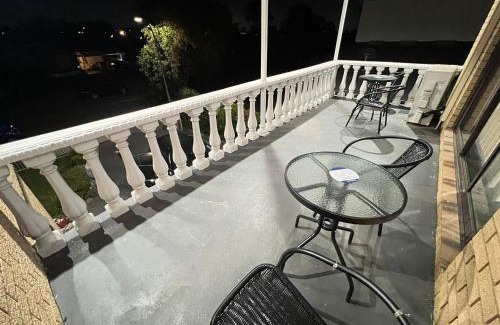 Lurnea Casa | Family Room with Attached Private Balcony - L4