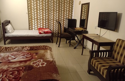 Islamabad Casa | Family room with central heating system/AC
