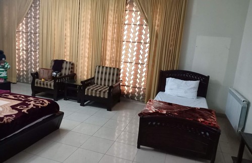 Islamabad Casa | Family room with central heating system/AC