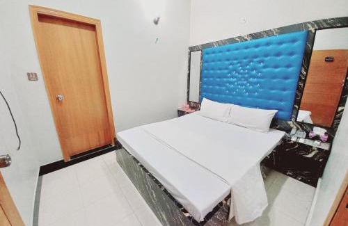 Gulshan-E-Jamal Hotel | Family Rose Guest House Millennium