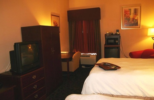 Selinsgrove Hotel | Family Scenic View Retreat in Historic Selinsgrove! Free Parking