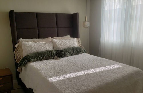 Sherwood Park Apartamento | Family sized apartment! Underground Parking.
