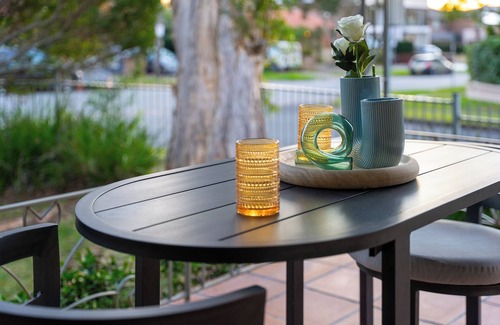 North Ryde Casa | Family-Sized Comfort - 4BR Near Macquarie & Metro