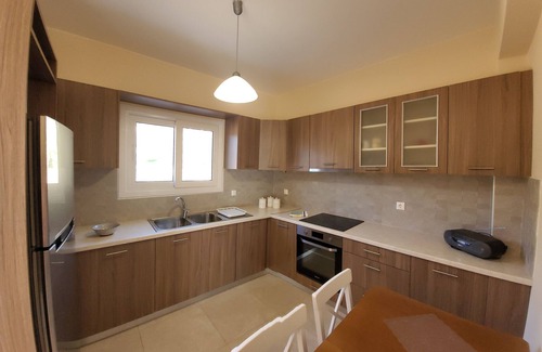 Leivathos Apartamento | Family-sized condo with stunning view - Evangelia's Residence