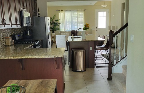 Ocoee Casa | Family-Sized Home Away from Home! (Pet Friendly)