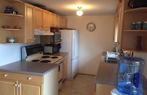 Dorset Cabaña | Family sized Muskoka lakefront cottage with sandy shoreline and beautiful views!