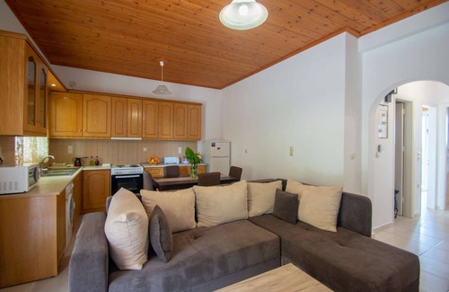 Lithakia Apartamento | Family style apartment 2