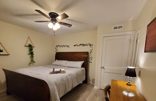 Southside Casa | Family Suit Near Downtown UofL,Airport&ExpoCenter