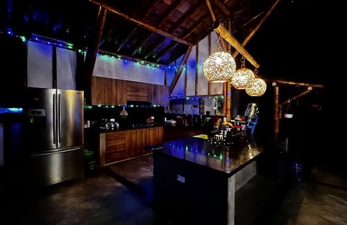 Filandia Cabaña | Family suite for 4 with a private bathroom, kitchen and living area
