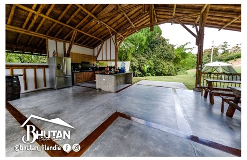 Filandia Cabaña | Family bedroom for 6 with private bathroom and living area