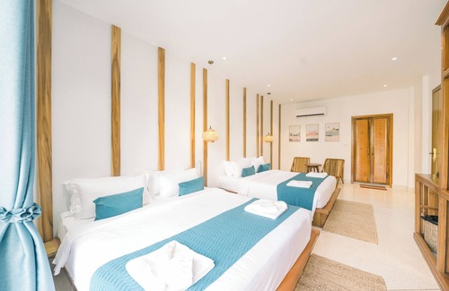 Kampot Complejo | Family Suite Pool View