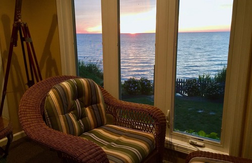 Madison-on-the-Lake Casa | Familia de los veranos, frente al lago en el lago Erie