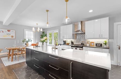 Lindley Park Casa | Family Peaceful Getaway w/ HotTub, FirePit, Pool!