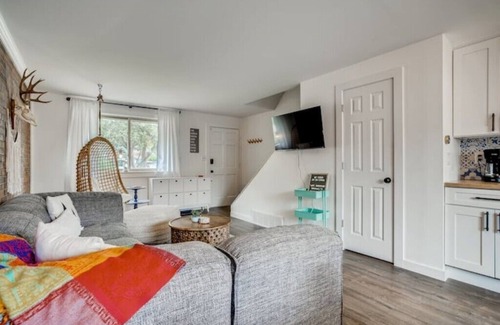 Arvada Casa | Family Townhome Near Mountains & Olde Town Arvada