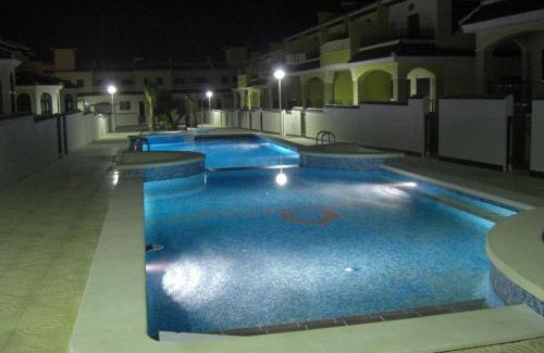 Quesada Casa | Family Townhouse 6 sleeps Maribel