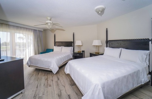 Crystal Harbour Complejo | Family Vacation! 4 Spacious Rooms, Outdoor Pool, Stunning View