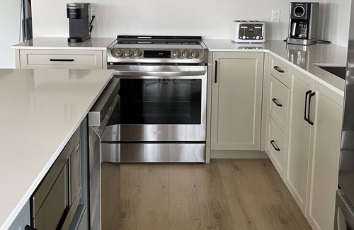Borden-Carleton Casa | Family Vacation Home Steps From Beach | Sleeps 12
