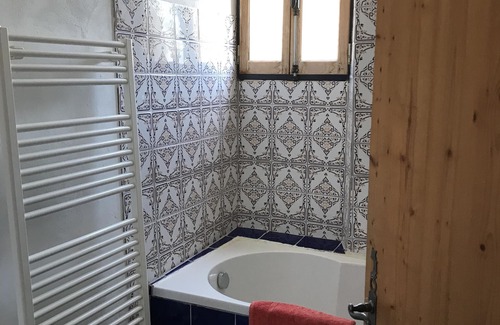 Benivay-Ollon Casa | casa de vacaciones familiar para 10 personas piscina