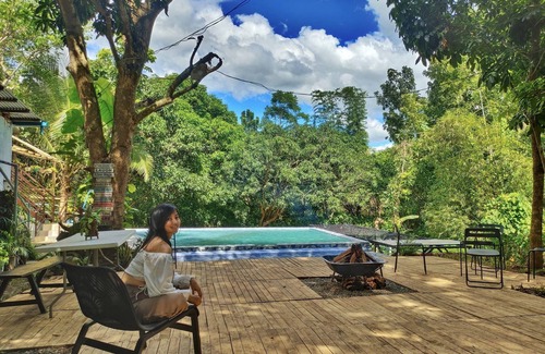 Maragondon Casa | Family Vacation Home with Private Pool: The 4Rest Resort Green Scenery