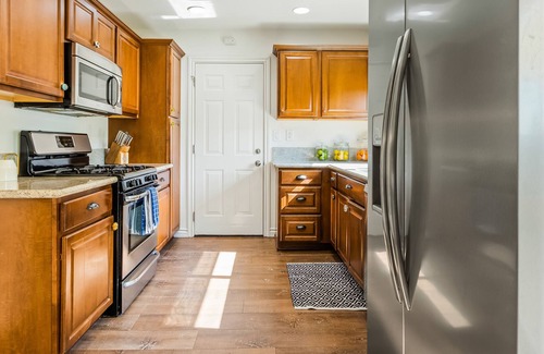 Fire Mountain Casa | Family vacation home w/ private hot tub - two miles from the beach - dogs OK