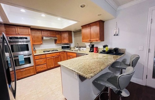 Rancho Penasquitos Casa | Family Vacation Home, HotSpa, BBQ, Firepit, Game, Parking! Close to Delmar