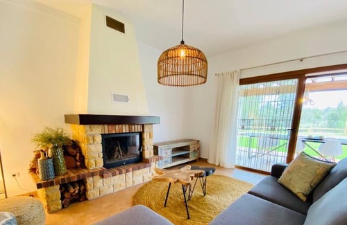 San Juan Bautista Villa | Cozy villa in a quiet area, ideal for families!