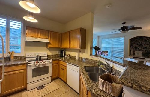 Kissimmee Apartamento | Family Villa with a Pool FREE Disney Shuttle - 2 Bedrooms, 2 Baths -Sleeps 8- 3019