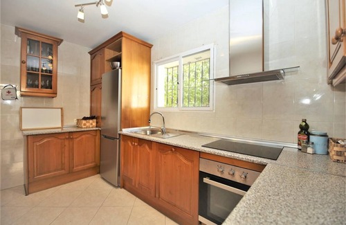 Urbanización Puerto de Estepona Villa | Villa familiar con vistas al mar y climatización, Cerca de la playa, restaurantes y puerto
