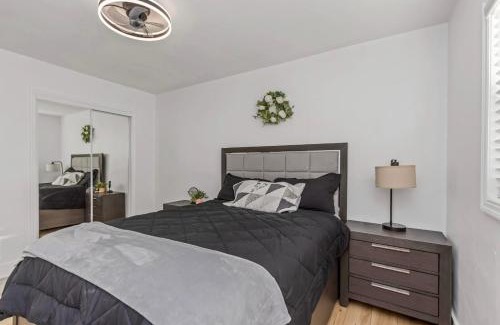 Tampa Villa | FamilyFriendly Tampa Retreat Back Playset