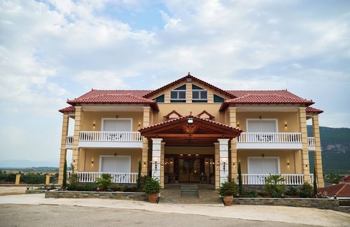 Kalambaka Apartamento | Famissi Suites 3