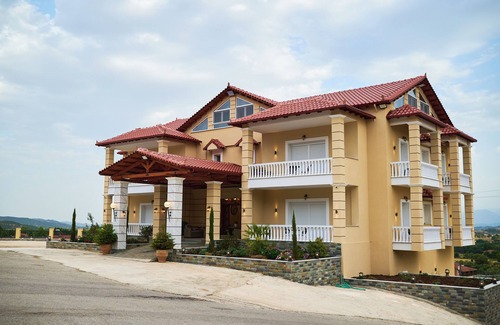 Kalambaka Apartamento | Famissi Suites 3