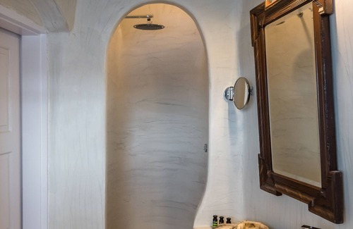 Oia Hotel | Fanari Villas Santorini