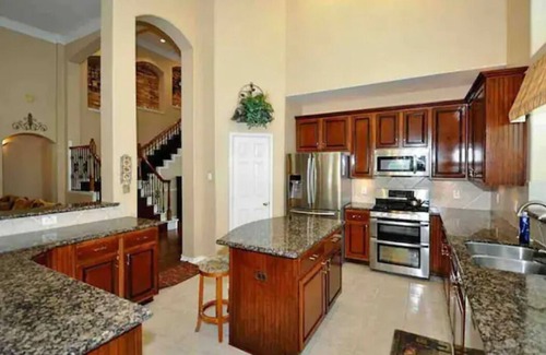 Barker Casa | ♕Fancy Home near Cypress♕
