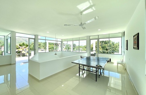 Ricaurte Casa | Fantástica Casa Finca piscina privada