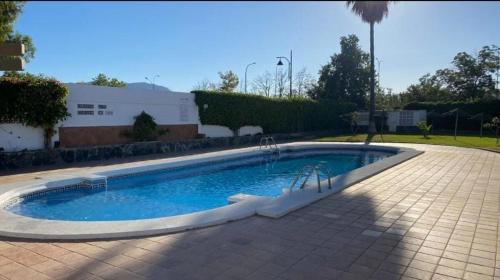 Guadalmar Apartamento | Fantástico apartamento con piscina comunitaria junto al mar en Málaga