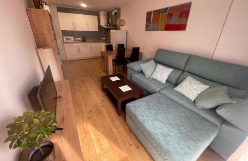 Lloret de Mar Apartamento | Fantástico piso con piscina en corazón de Fenals