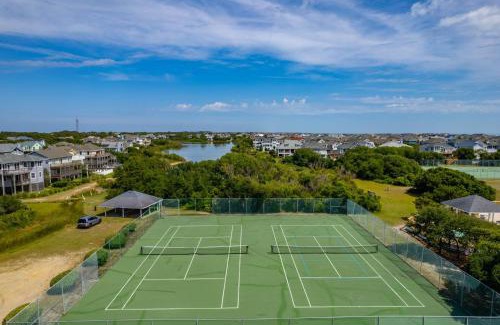Ocean Sands Casa | FantaSea Crush Hot Tub and Walk to Beach