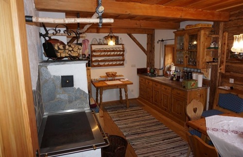 Sankt Michael im Lungau Cabina | Fantástico, recientemente renovado casa de campo con sauna a 1600 m. accesible en coche