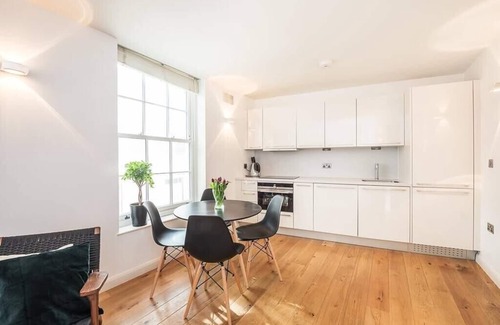 London City Centre Condominio | Fantastic 1 Bedroom Flat Leicester Square West End