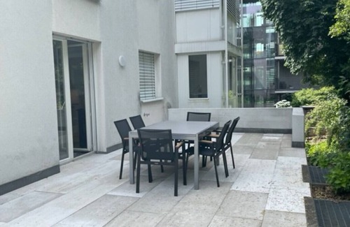 Fluntern Apartamento | Fantastic 2 BD flat: quite, sunny, central (Duke1)