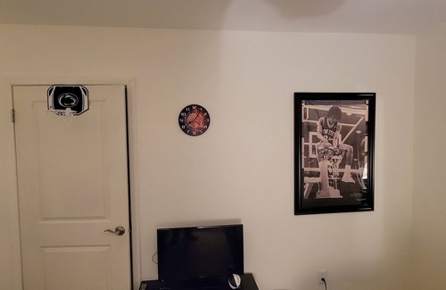State College Apartamento | Fantastic 3 Bedroom 2 Bathroom Nittany Lion's Den! Where Fandom Never Ends!