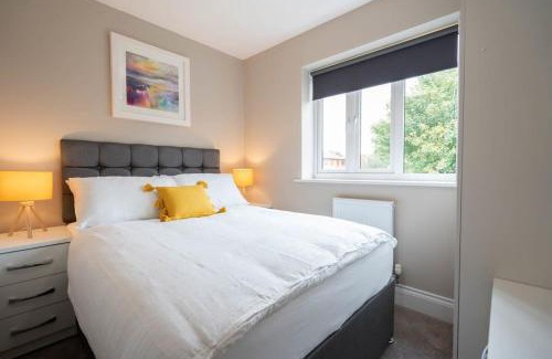 Smethwick Casa | Fantastic 3BR House in Birmingham With Garden