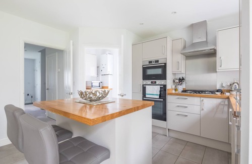 Duxford Casa | Fantastic 4Bed Detached Home - Idyllic Village