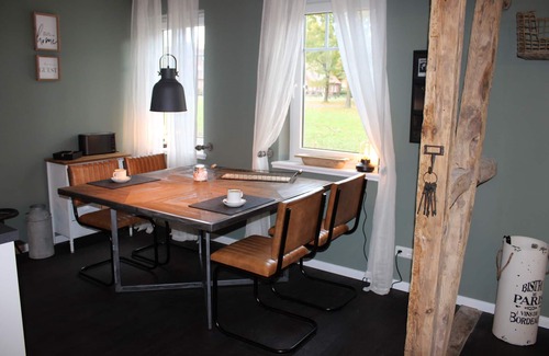 Heeslingen Apartamento | Fantastic accessible vacation apartment with pool, jacuzzi & sauna in country house style