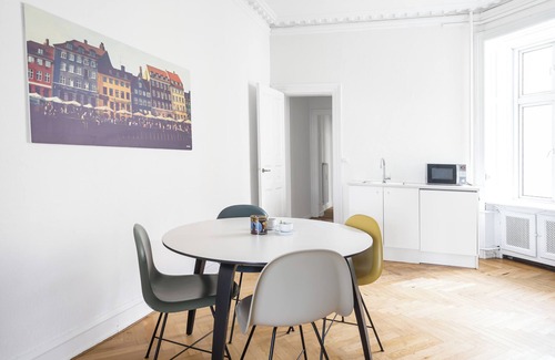 København V Apartamento | Fantastic and central 3-bedroom apartment with lake-view - 75