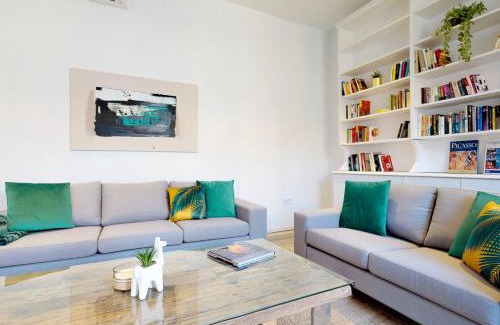 Barrio de las Letras Apartamento | Fantastic apartment for 4 near Museums SAN AGUSTIN I