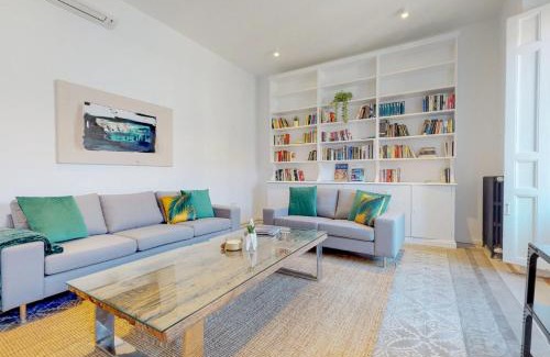 Barrio de las Letras Apartamento | Fantastic apartment for 4 near Museums SAN AGUSTIN I
