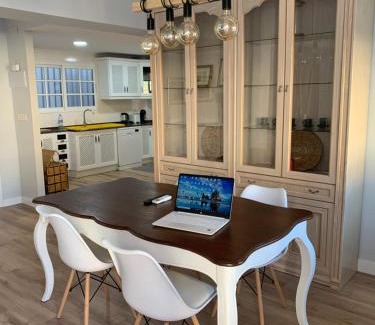 Plaza de Toros Vieja Apartamento | Fantastic Apartment Old City II