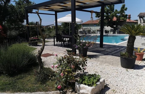 Kurili Apartamento | Fantástico piso con piscina de agua salada, bebida de bienvenida, zona de barbacoa - cerca de Rovinj